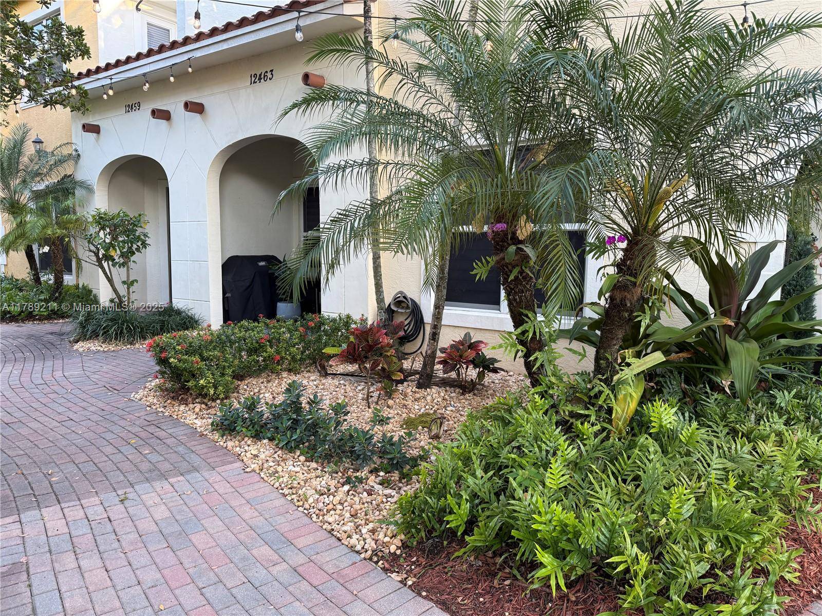 Pembroke Pines, FL 33028,12463 NW 17th Ct #12463