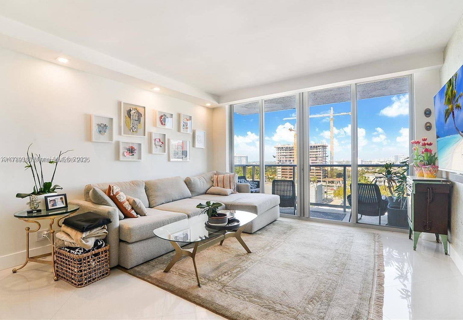 Miami Beach, FL 33141,401 69th St #607