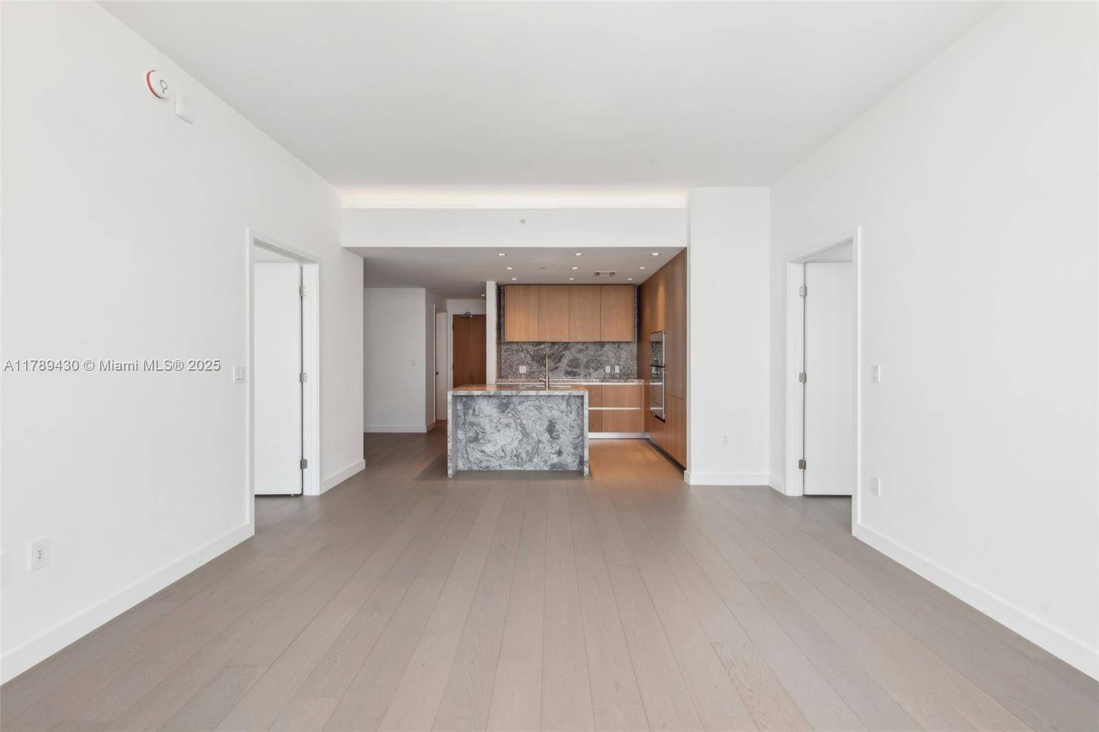 Miami Beach, FL 33139,500 Alton Rd. #3004