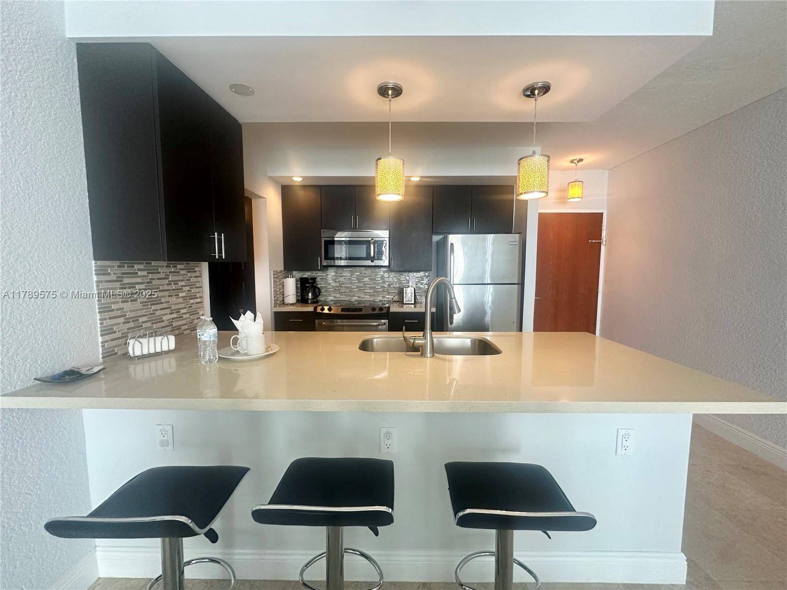 Hollywood, FL 33019,3801 S Ocean Dr #5Y