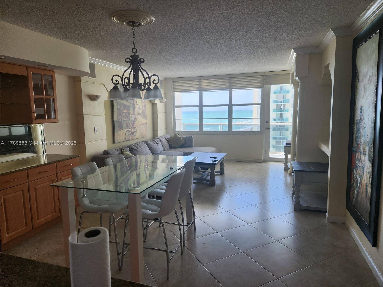 Hollywood, FL 33019,3725 S Ocean Dr #1108