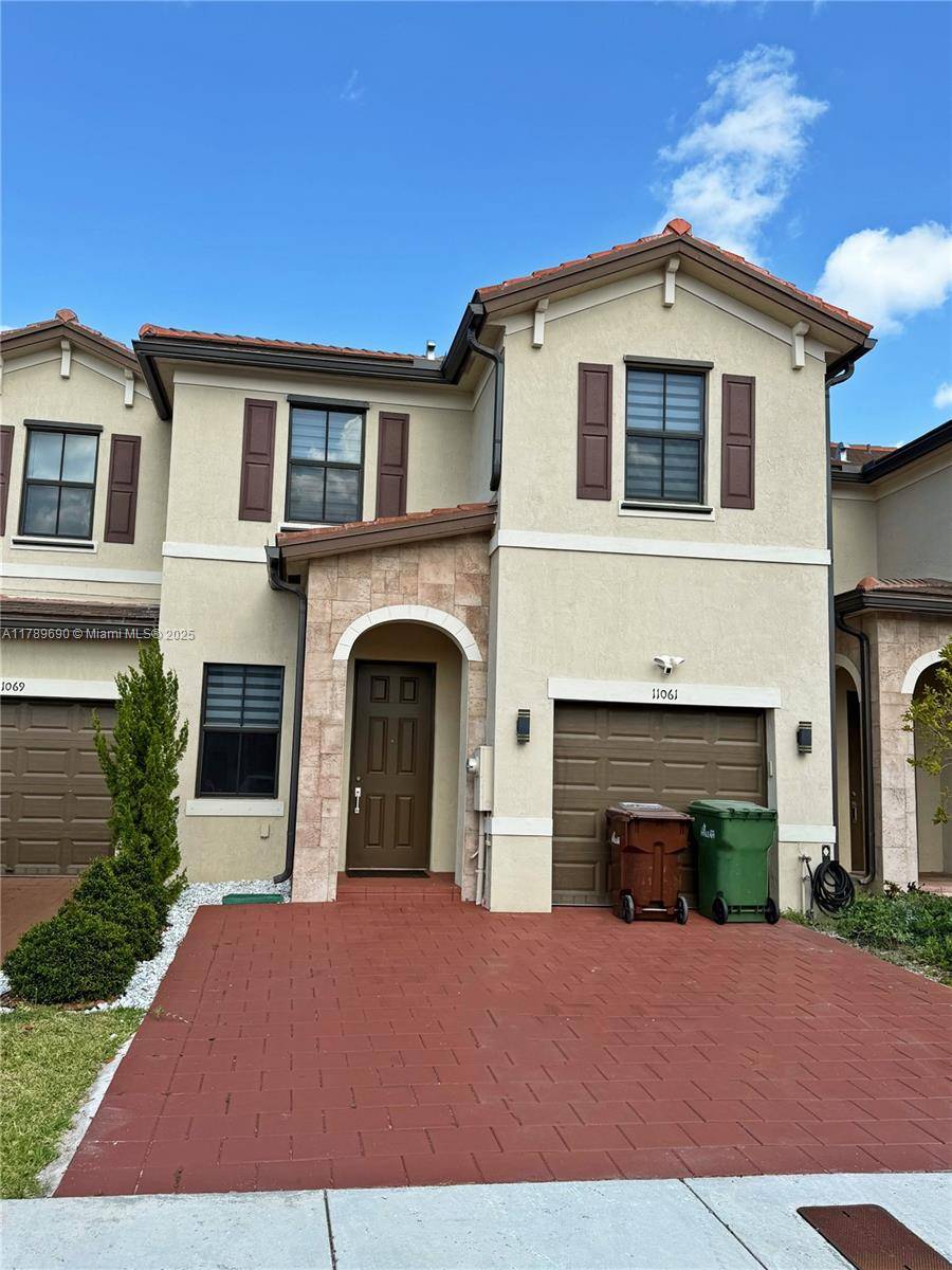 Hialeah, FL 33018,11061 W 33rd Ct