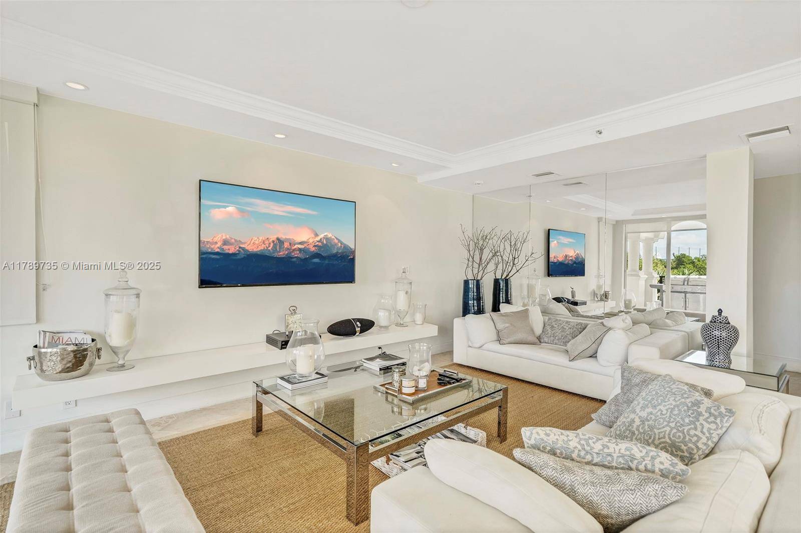 Miami, FL 33109,19237 Fisher Island Dr #19237