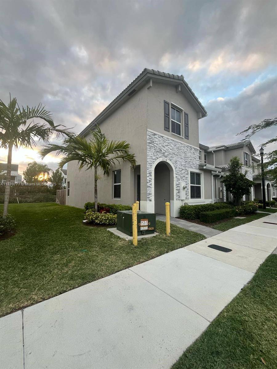 Homestead, FL 33035,1718 SE 26th Ter #1718