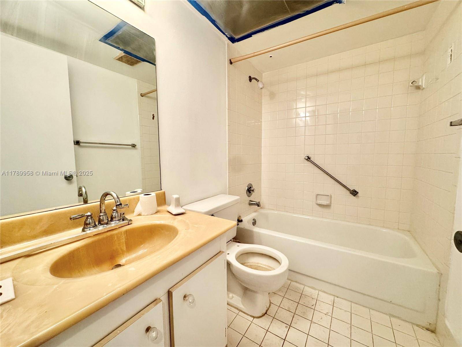Pembroke Pines, FL 33027,1251 SW 134th Way #309A