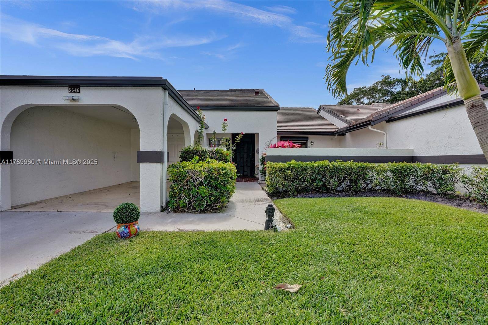 Boynton Beach, FL 33472,5646 E Parkwalk Cir E #5646