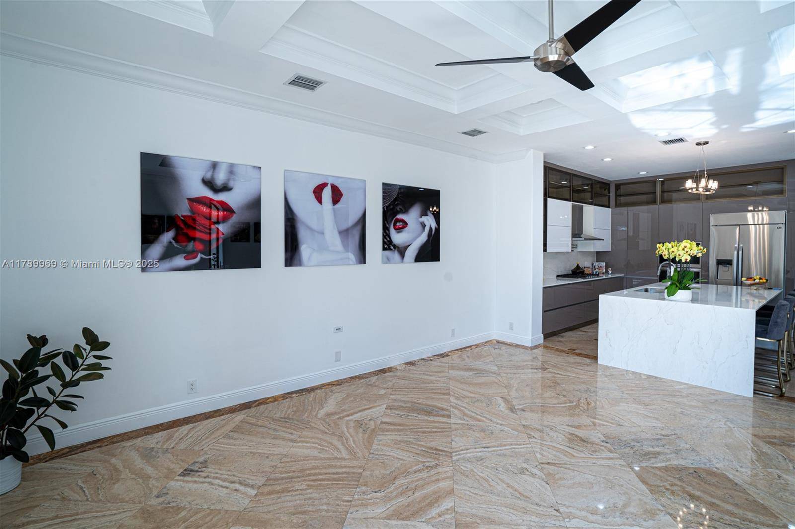 Boca Raton, FL 33432,260 NE Wavecrest Ct