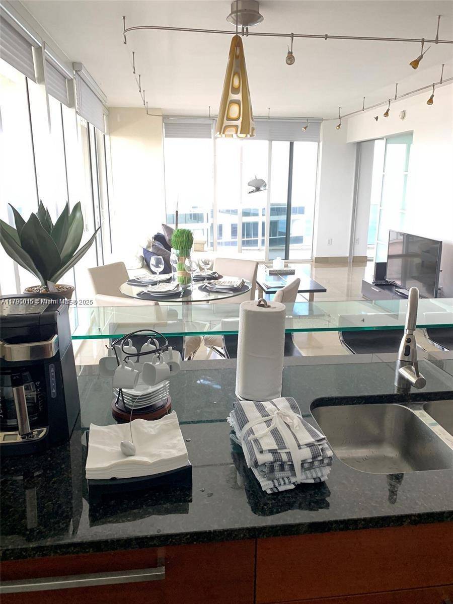 Hallandale Beach, FL 33009,1830 S Ocean #4608