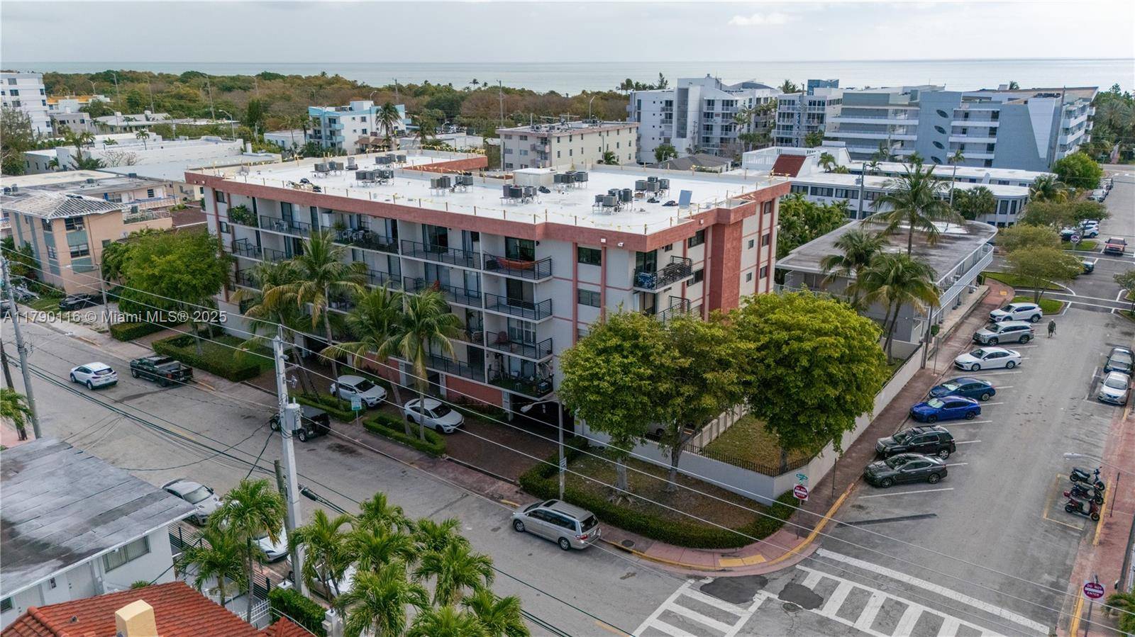Miami Beach, FL 33141,7801 Abbott Ave #302
