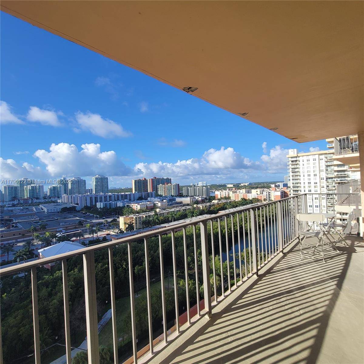 Sunny Isles Beach, FL 33160,210 174th St #1806