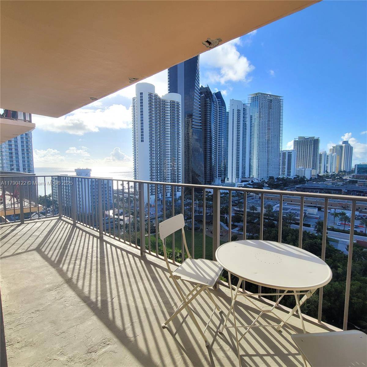 Sunny Isles Beach, FL 33160,210 174th St #1806