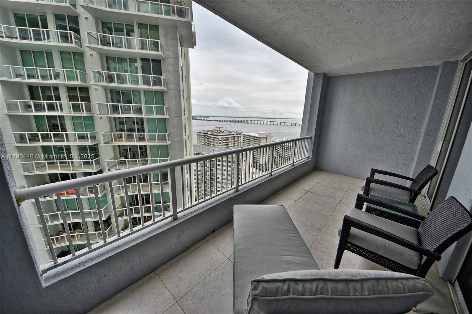Miami, FL 33131,170 SE 14th St #2303