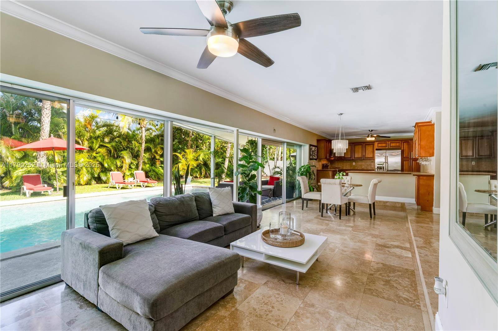 Pinecrest, FL 33156,13451 SW 74th Ave