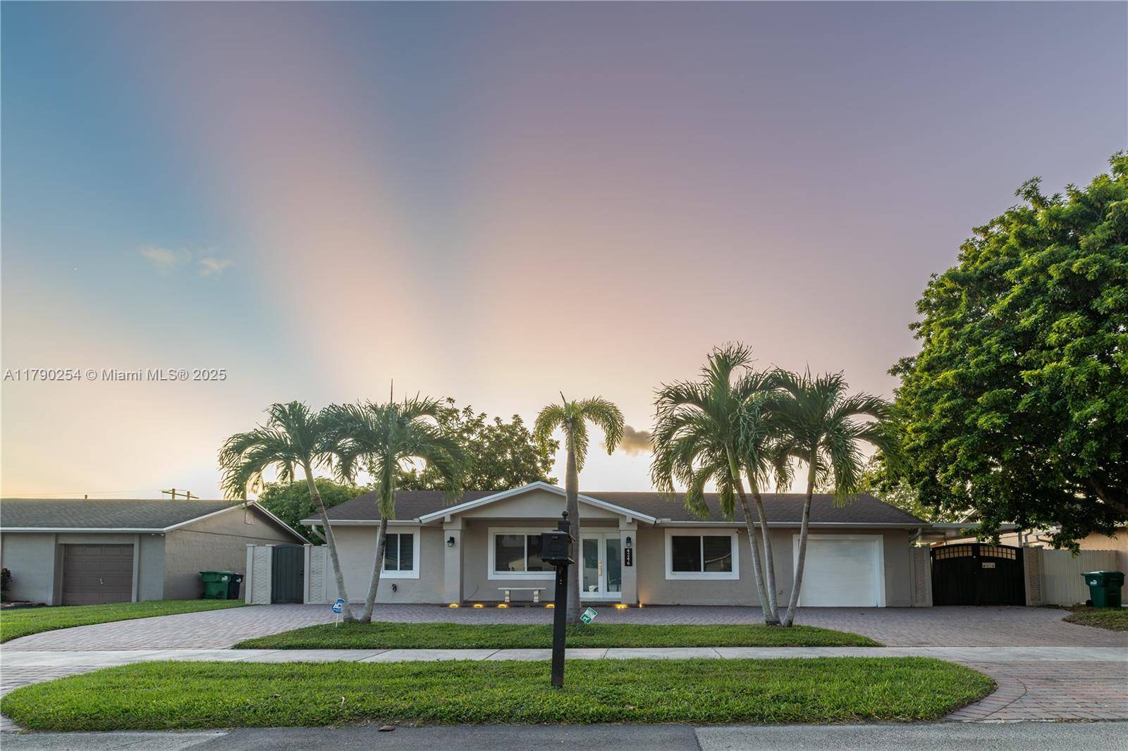 Miami, FL 33175,4246 SW 134th Pl #4246
