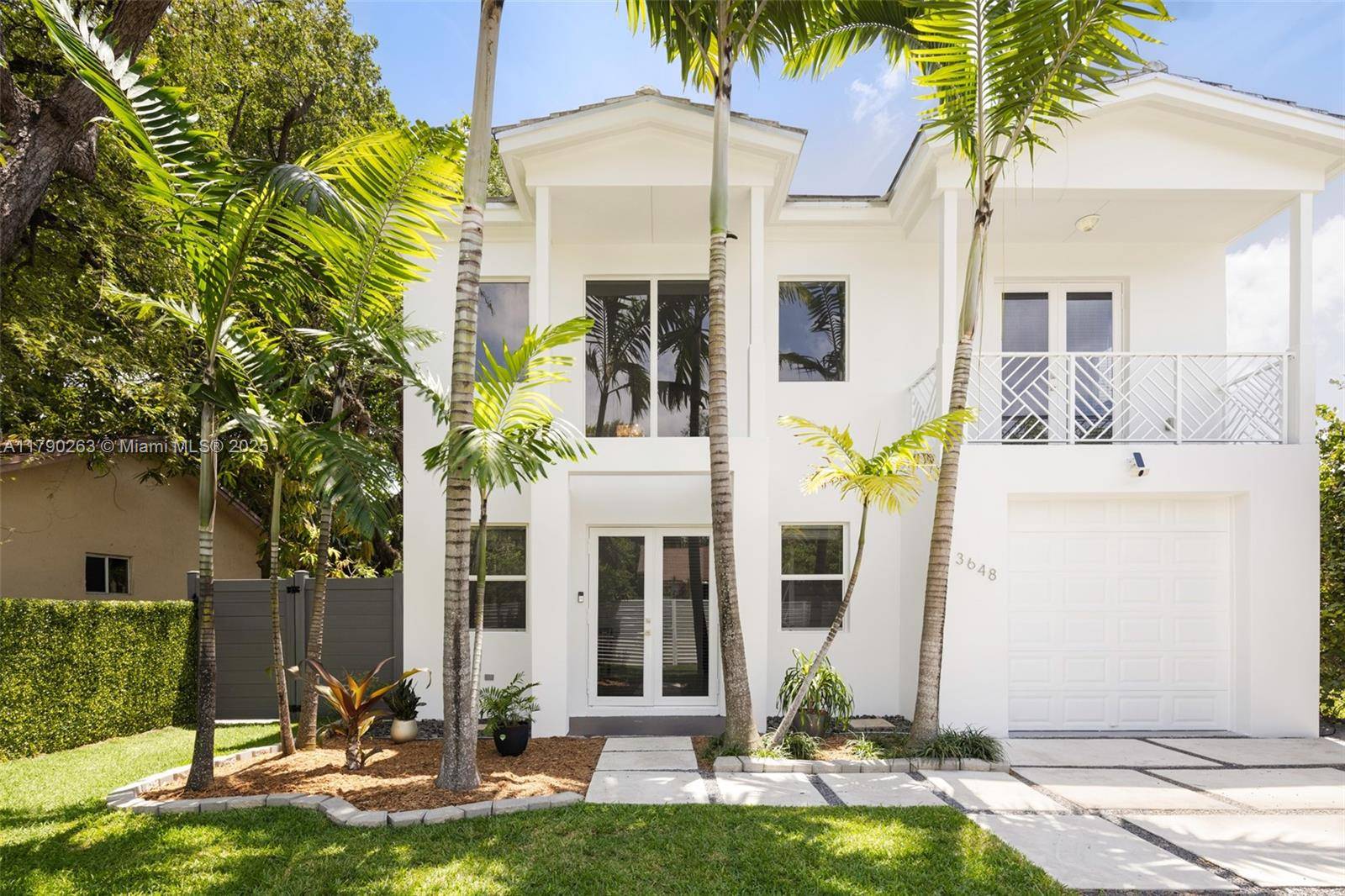 Coconut Grove, FL 33133,3648 Oak Ave
