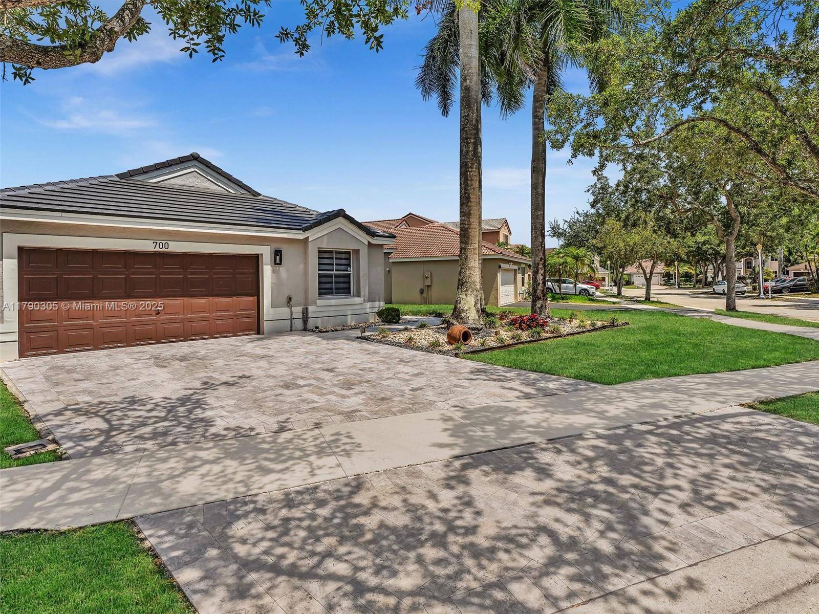 Weston, FL 33327,700 Sand Creek Cir