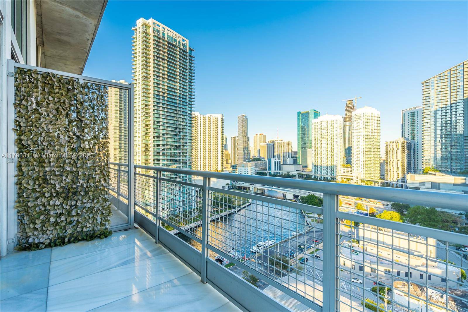 Miami, FL 33130,690 SW 1st Ct #2124