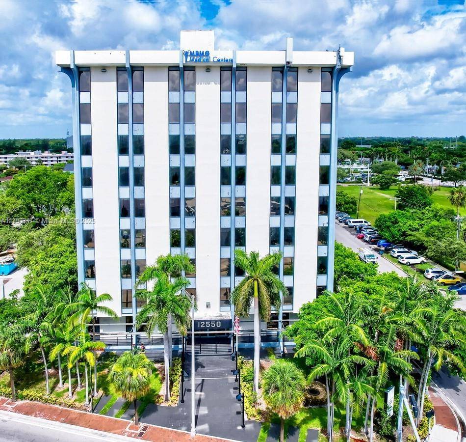North Miami, FL 33181,12550 Biscayne Blvd #310A or B