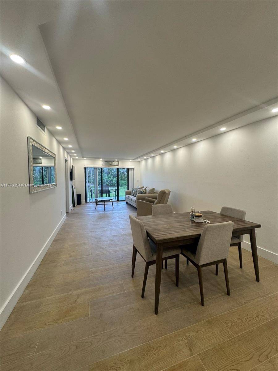 Jensen Beach, FL 34957,10044 S Ocean Dr #105