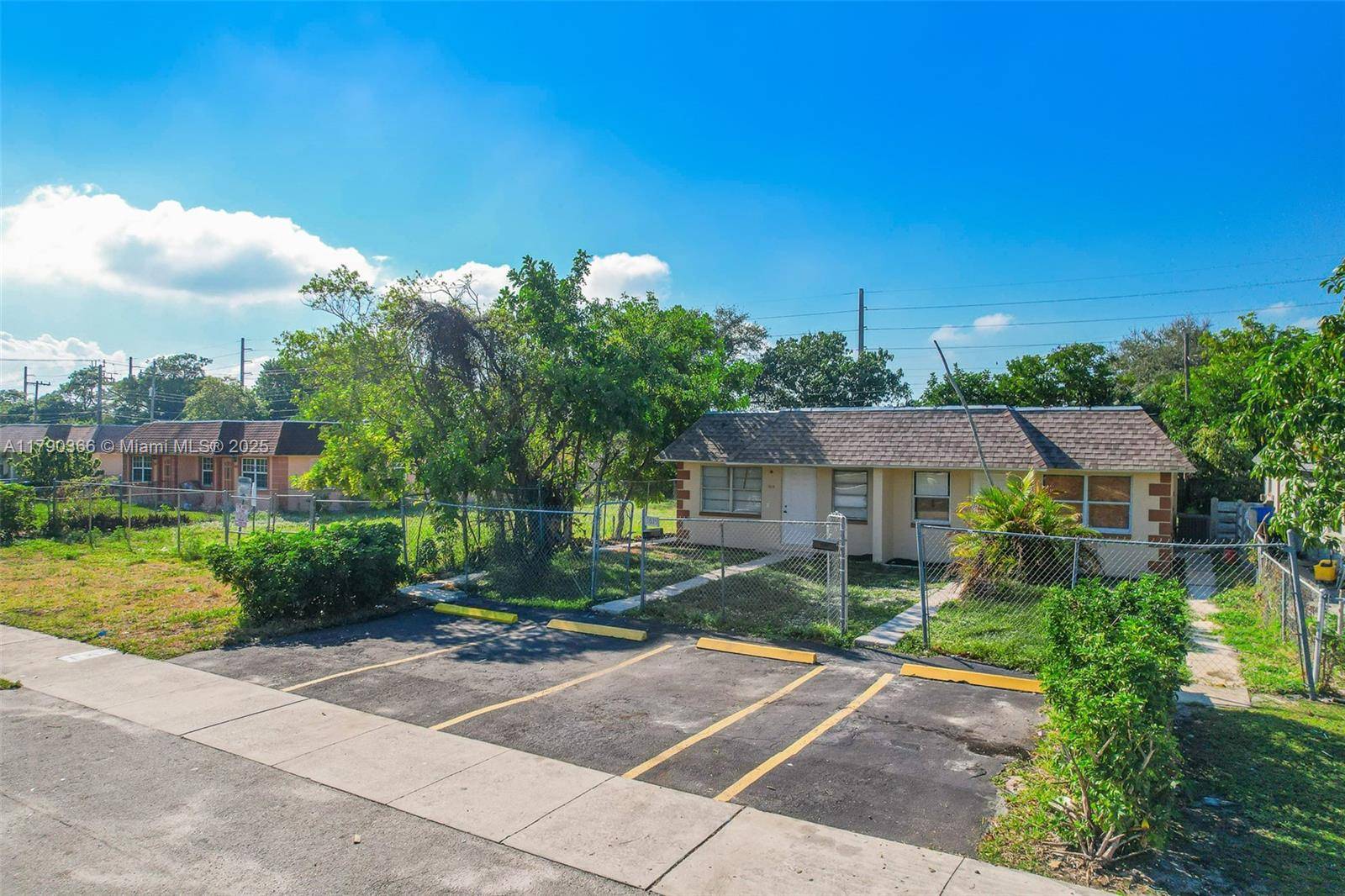 Fort Lauderdale, FL 33311,1619 NW 8th Ave #1619