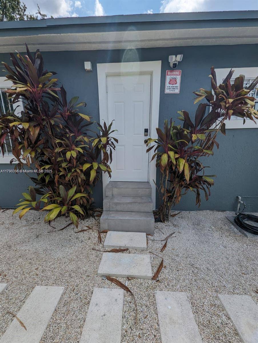 Miami, FL 33127,790 NW 60th St #2