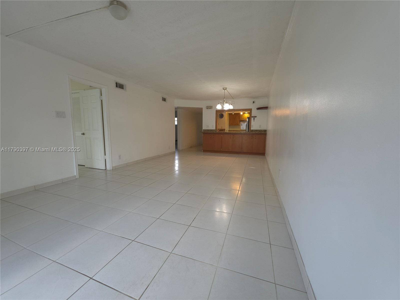 Pembroke Pines, FL 33025,8940 S Hollybrook Blvd #109