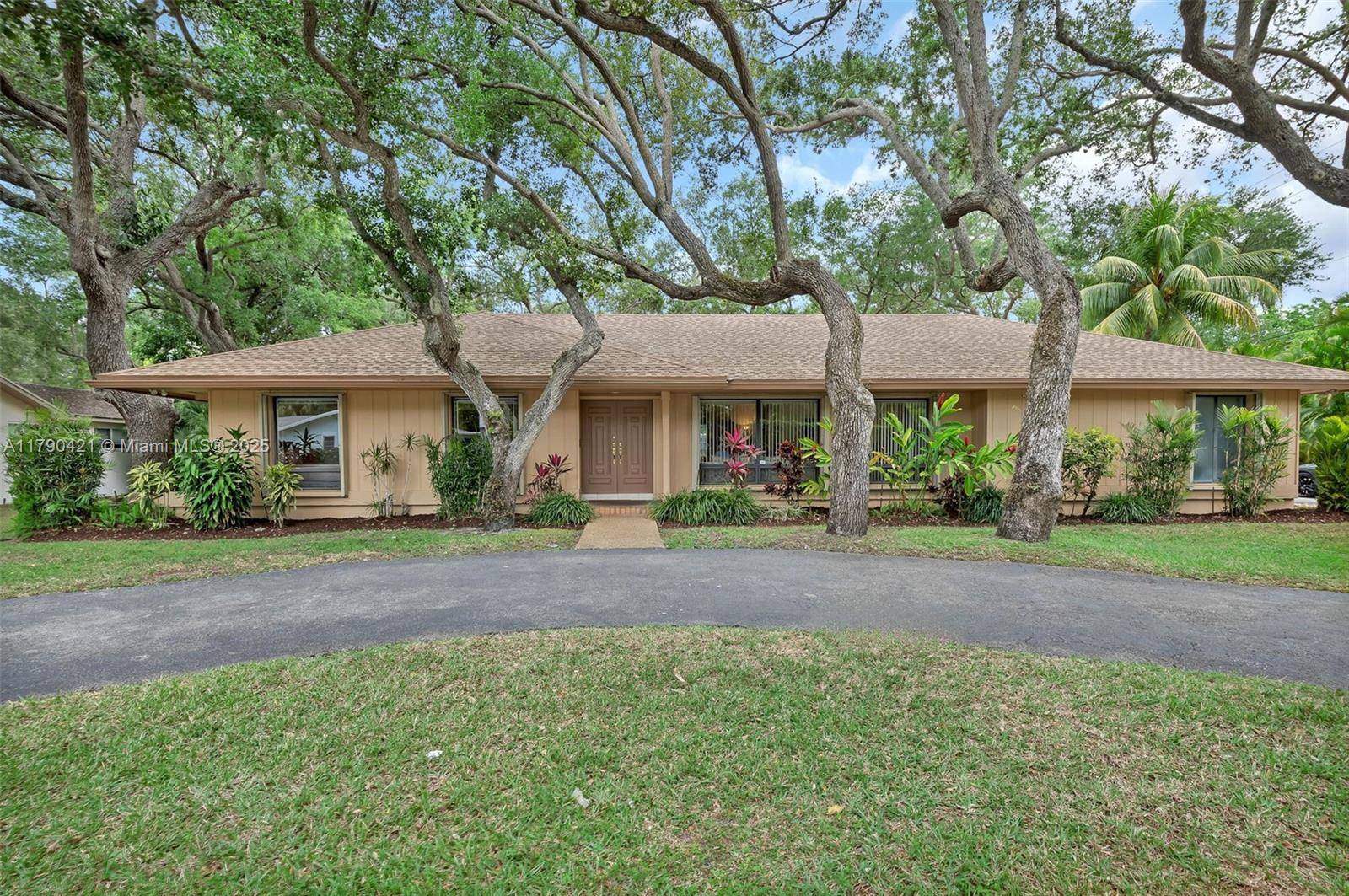 Palmetto Bay, FL 33157,16745 SW 74th Ct