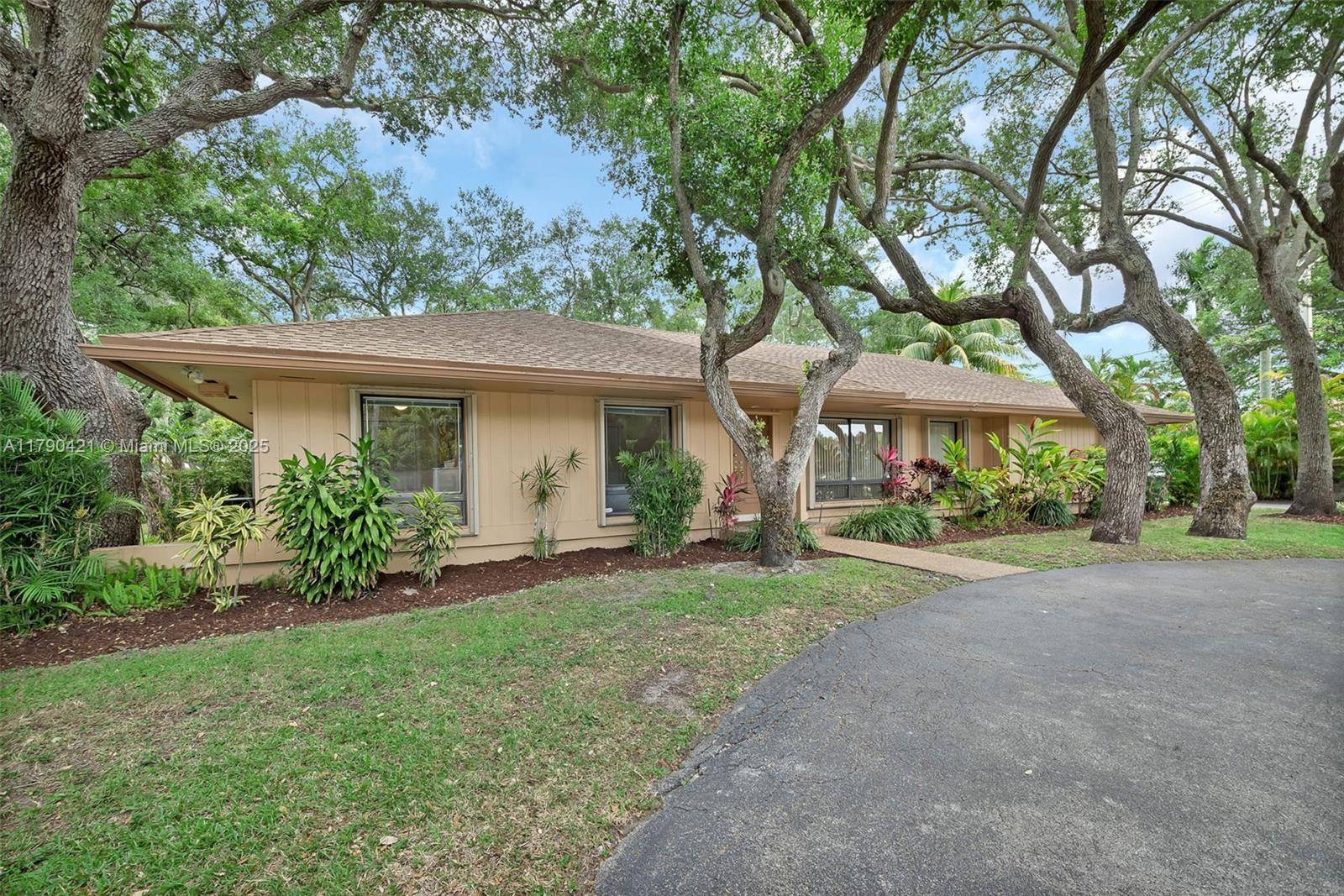 Palmetto Bay, FL 33157,16745 SW 74th Ct