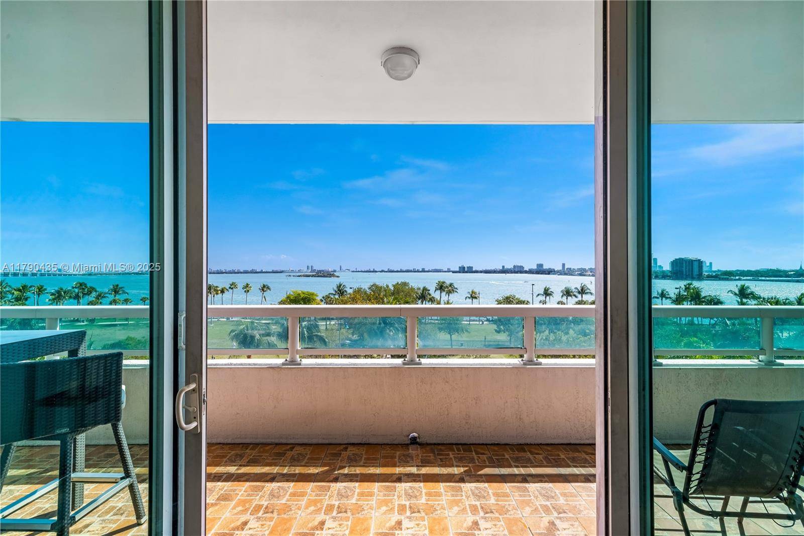 Miami, FL 33132,1800 N Bayshore Dr #509