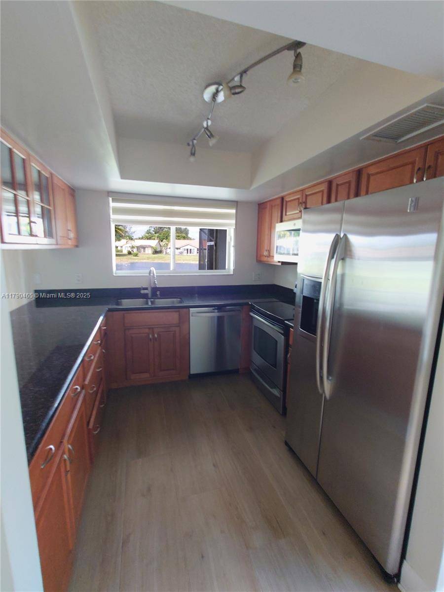 Boca Raton, FL 33428,21367 Chinaberry Dr #-