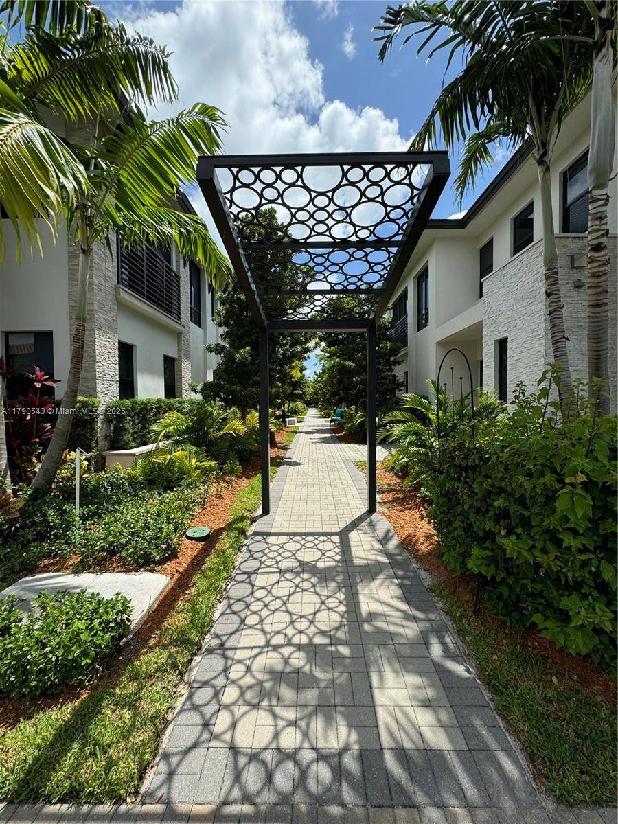 Doral, FL 33166,8283 NW 47th Ln