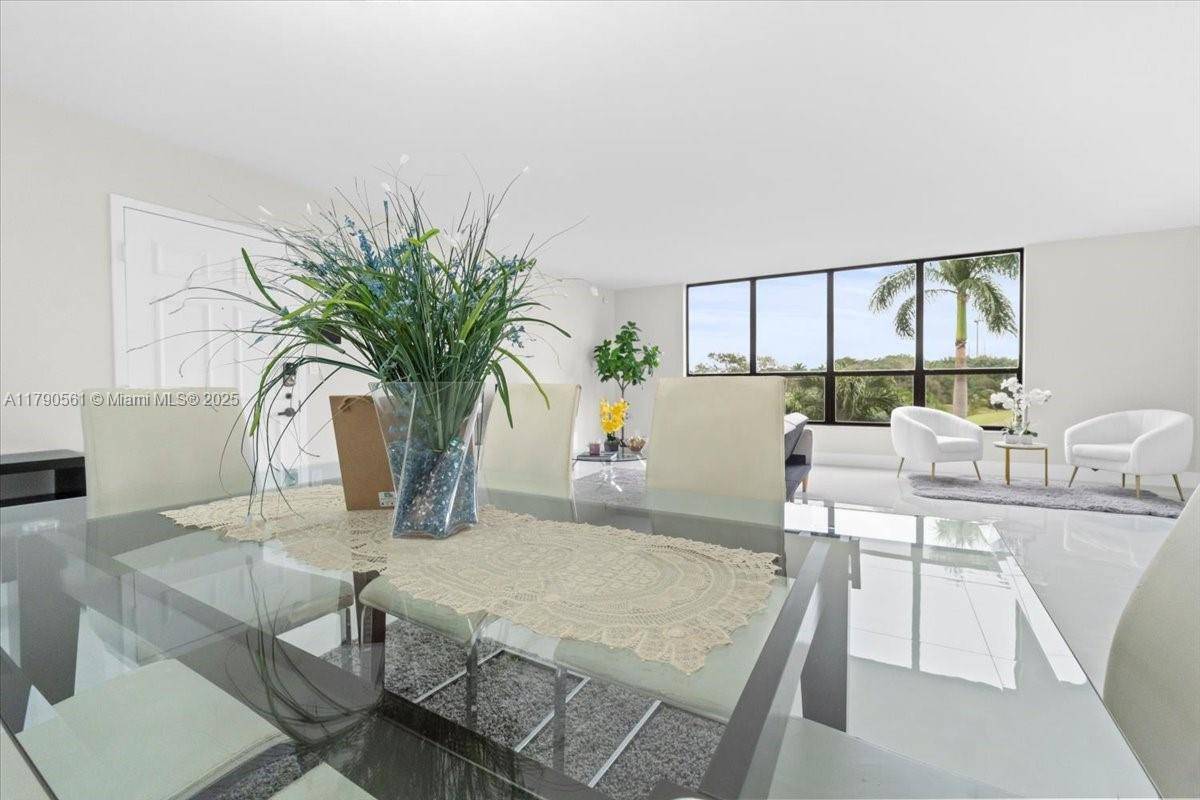 Boca Raton, FL 33433,7153 Promenade Dr #302