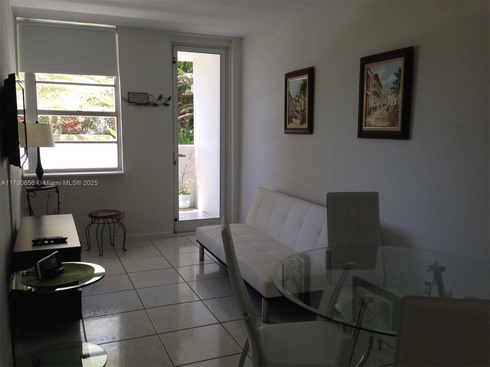 Miami Beach, FL 33139,100 Lincoln Rd #336