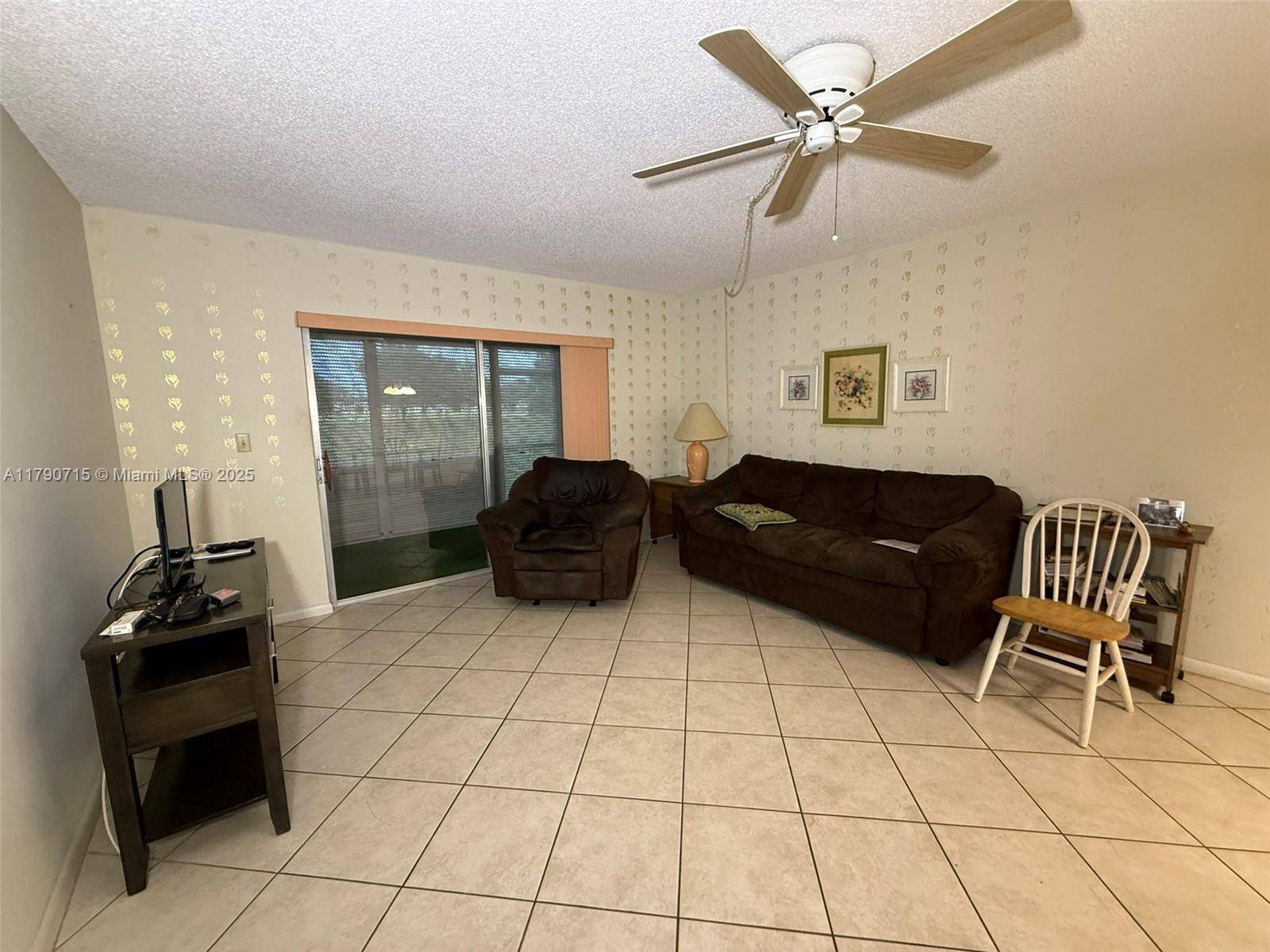 Margate, FL 33063,7797 Golf Cir Dr #102