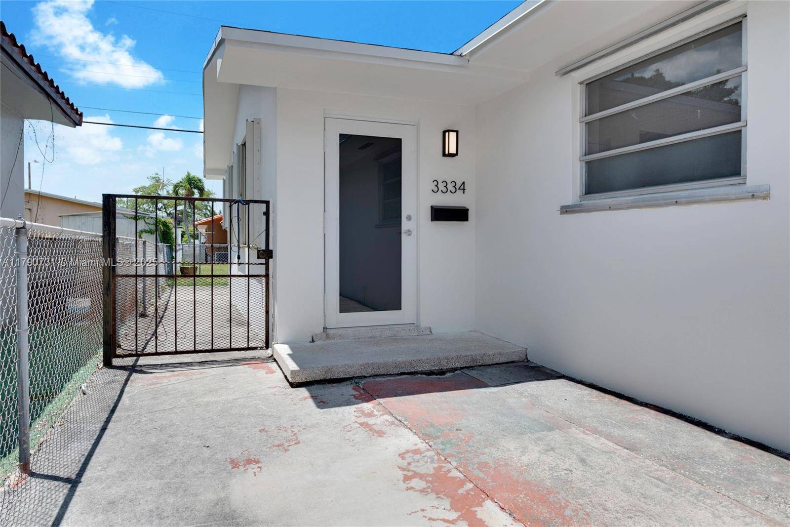 Miami, FL 33145,3334 SW 24th St #3334