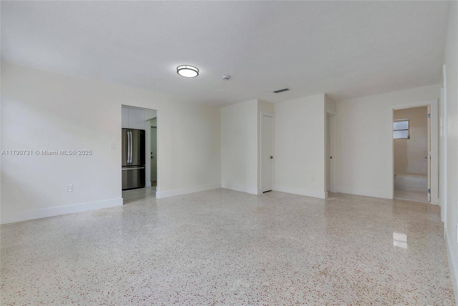 Miami, FL 33145,3334 SW 24th St #3334