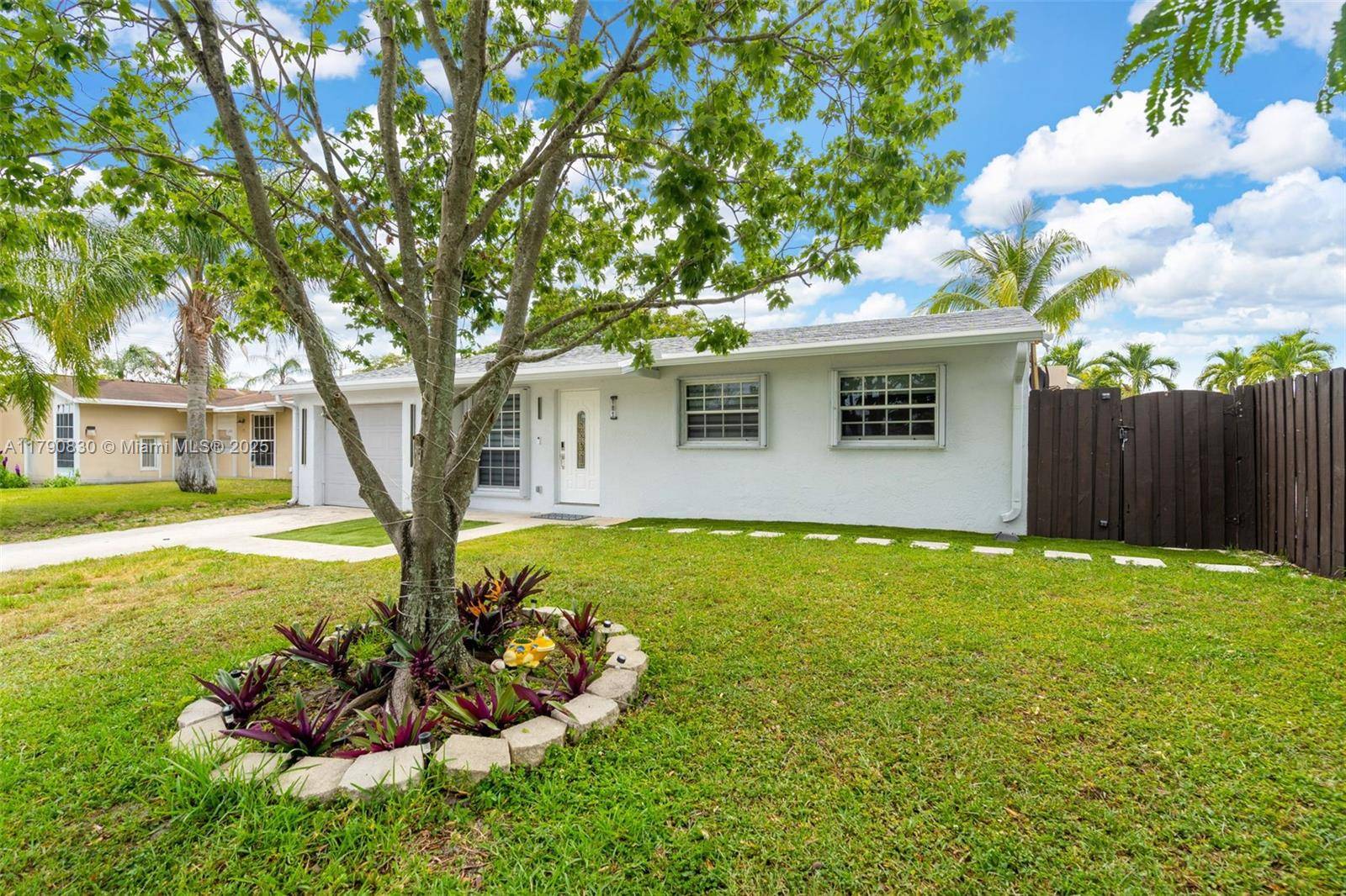 Margate, FL 33068,181 SW 76th Ter