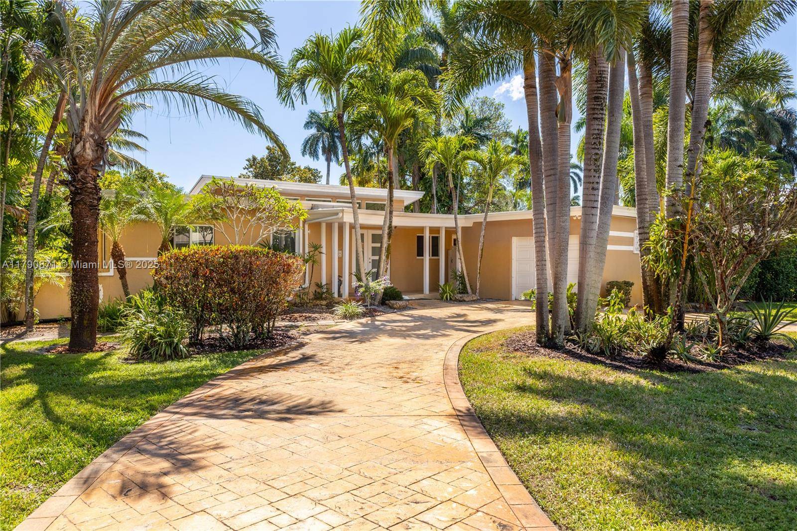 El Portal, FL 33150,172 NW 87th St