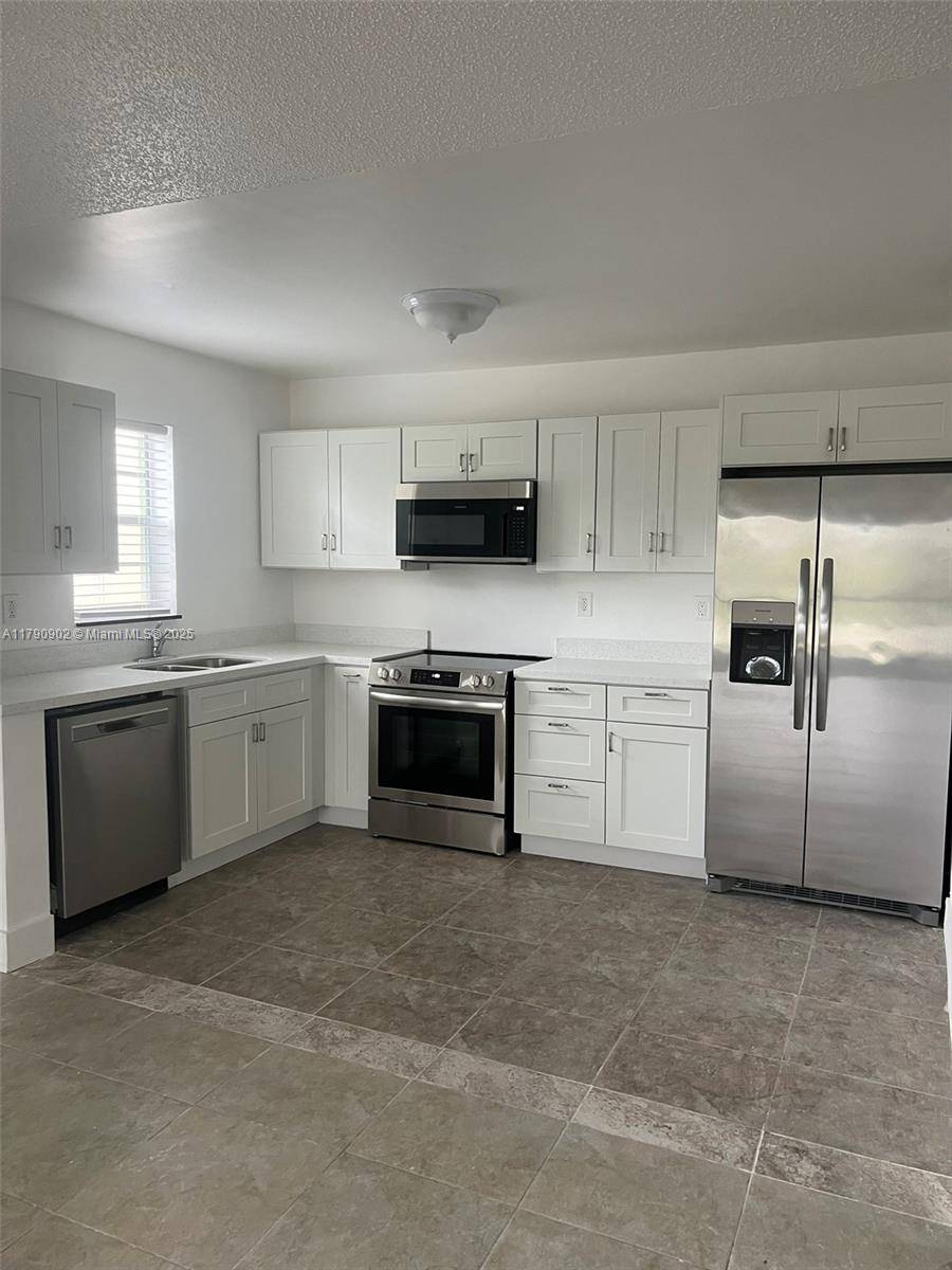 Coral Springs, FL 33065,Address not disclosed