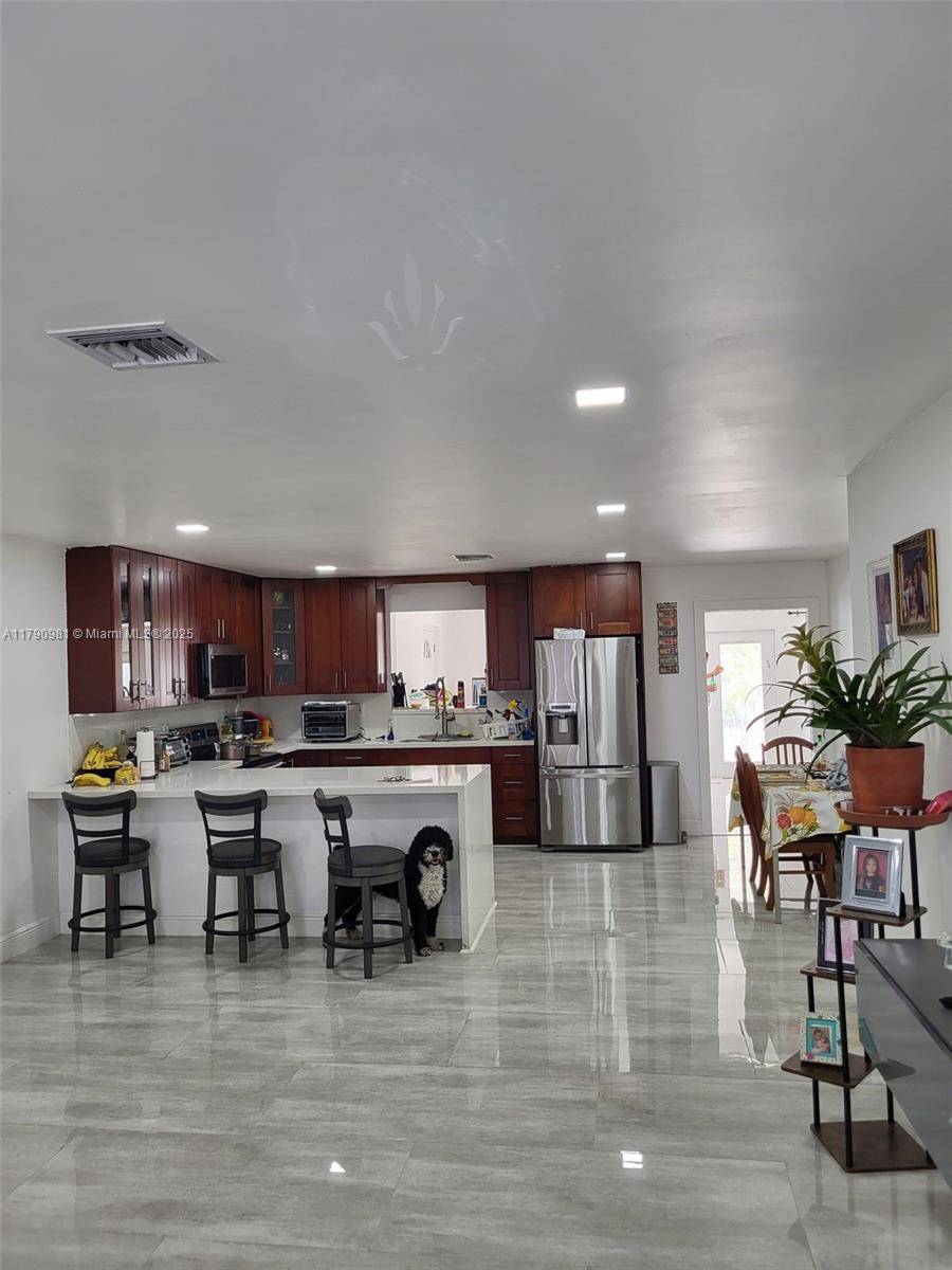 Miami, FL 33181,1650 NE 147th St