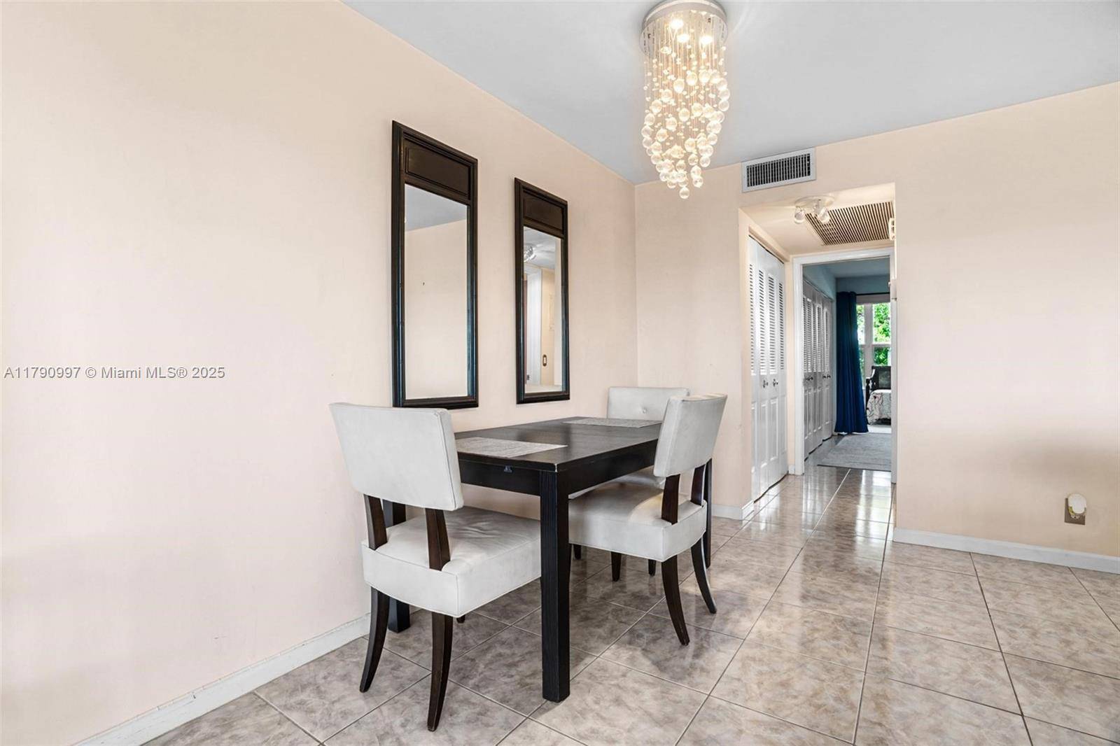 West Palm Beach, FL 33417,408 Southampton A #408