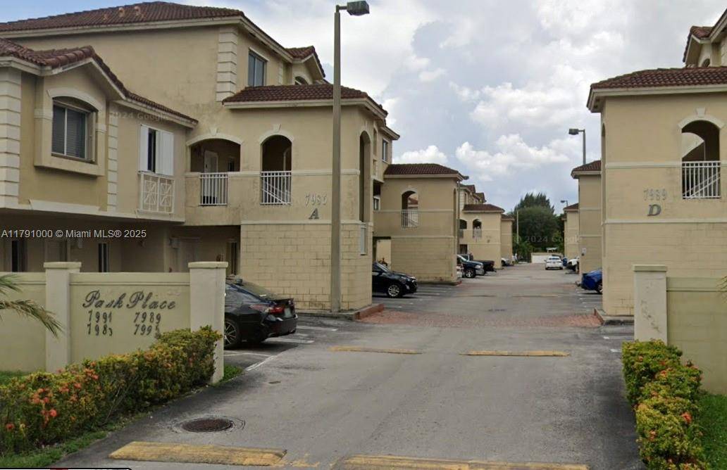 Miami, FL 33126,7985 NW 8th St #110A