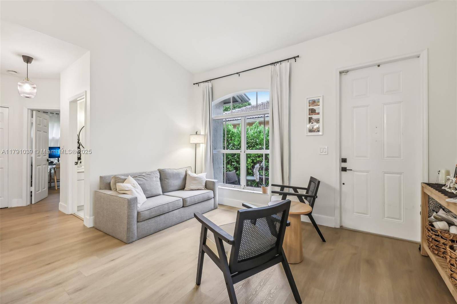Palmetto Bay, FL 33157,9046 SW 160 ter