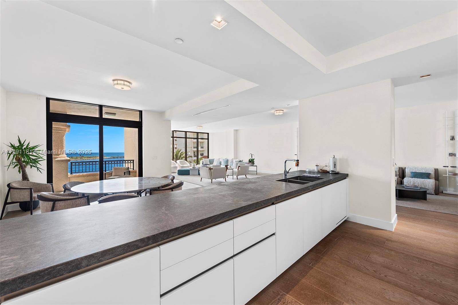 Fisher Island, FL 33109,7055 Fisher Island Dr #7055