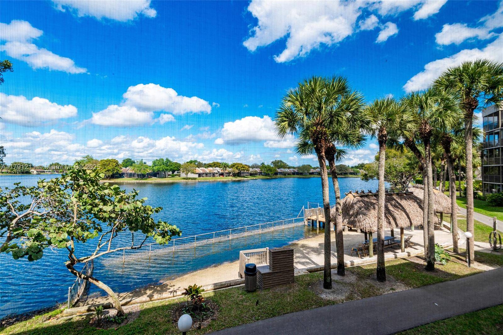 Pembroke Pines, FL 33026,1100 Colony Point Cir #208