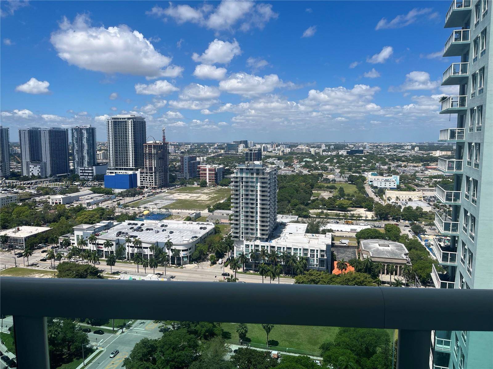 Miami, FL 33132,1800 N Bayshore Dr #3010
