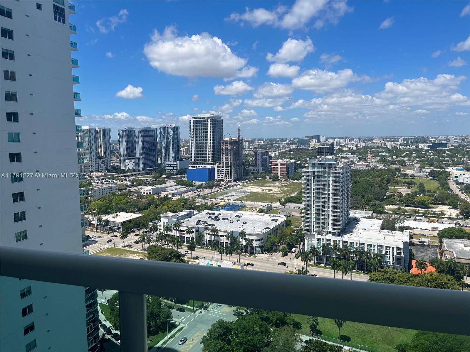 Miami, FL 33132,1800 N Bayshore Dr #3010