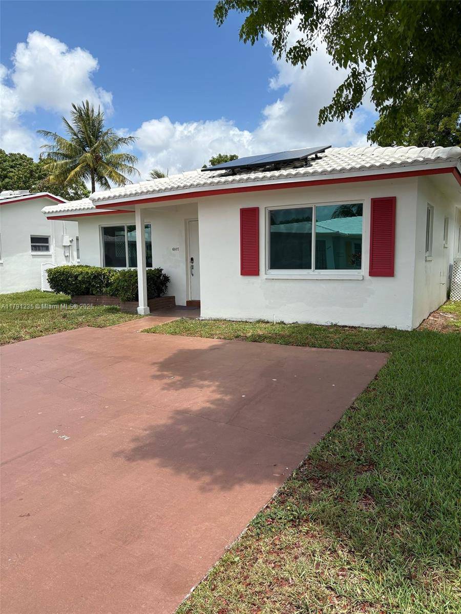 Tamarac, FL 33321,6807 NW 75th St