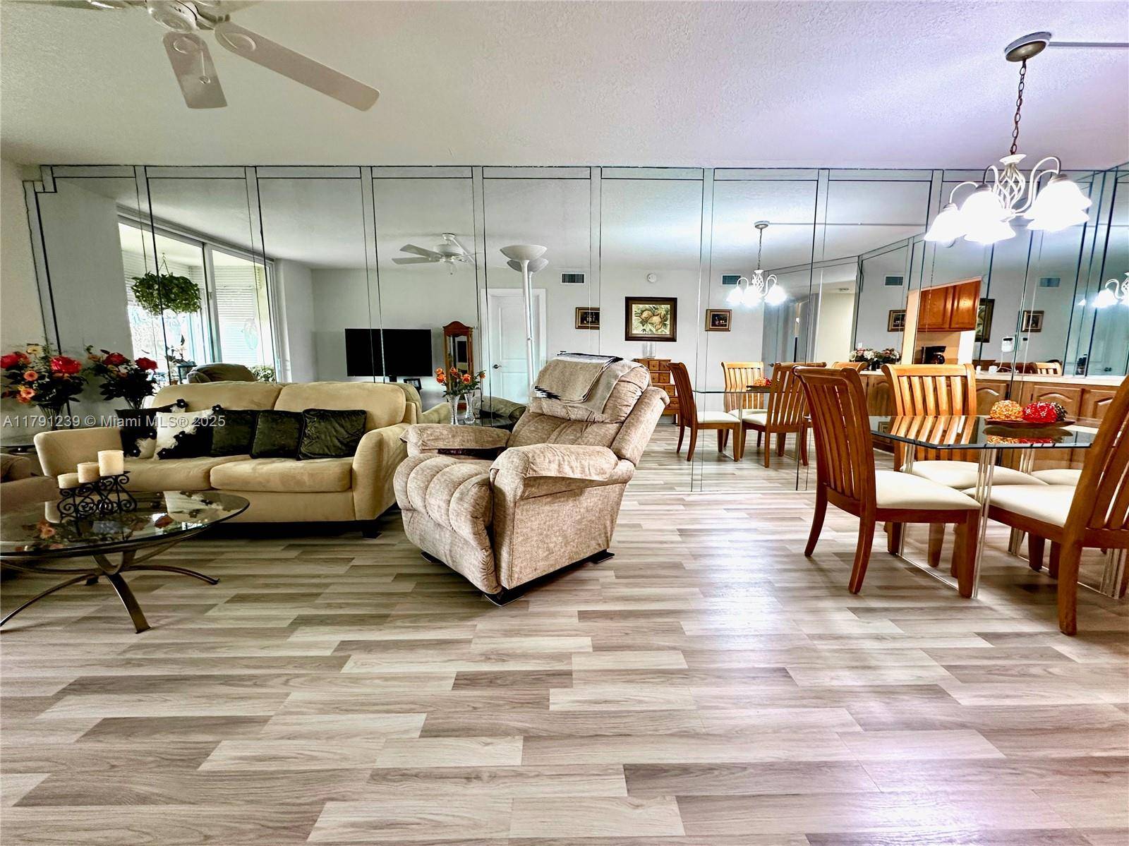 Pembroke Pines, FL 33025,9420 S Hollybrook Lake Dr #302