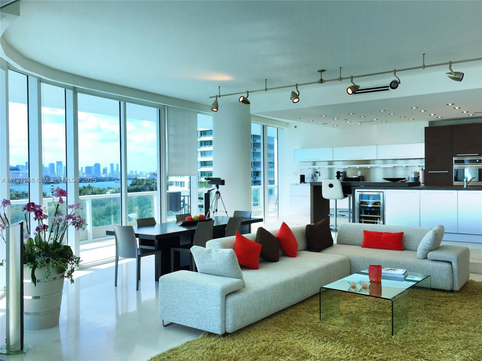 Miami Beach, FL 33139,100 S Pointe Dr #604